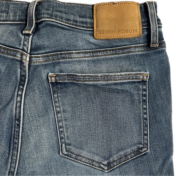 THE DENIM FORUM MID RISE SKINNY CROP JEANS MEDIUM BLUE WASH FROM ARITZIA WOMENS - Picture 7 of 14